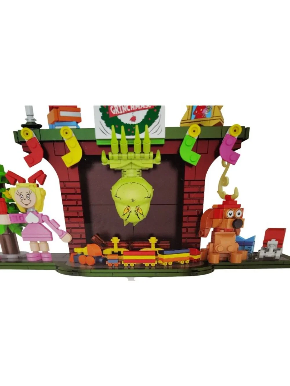 Brick Craft Grinchmas Eve Building Set 547-Piece Compatible Christmas Playset Fo